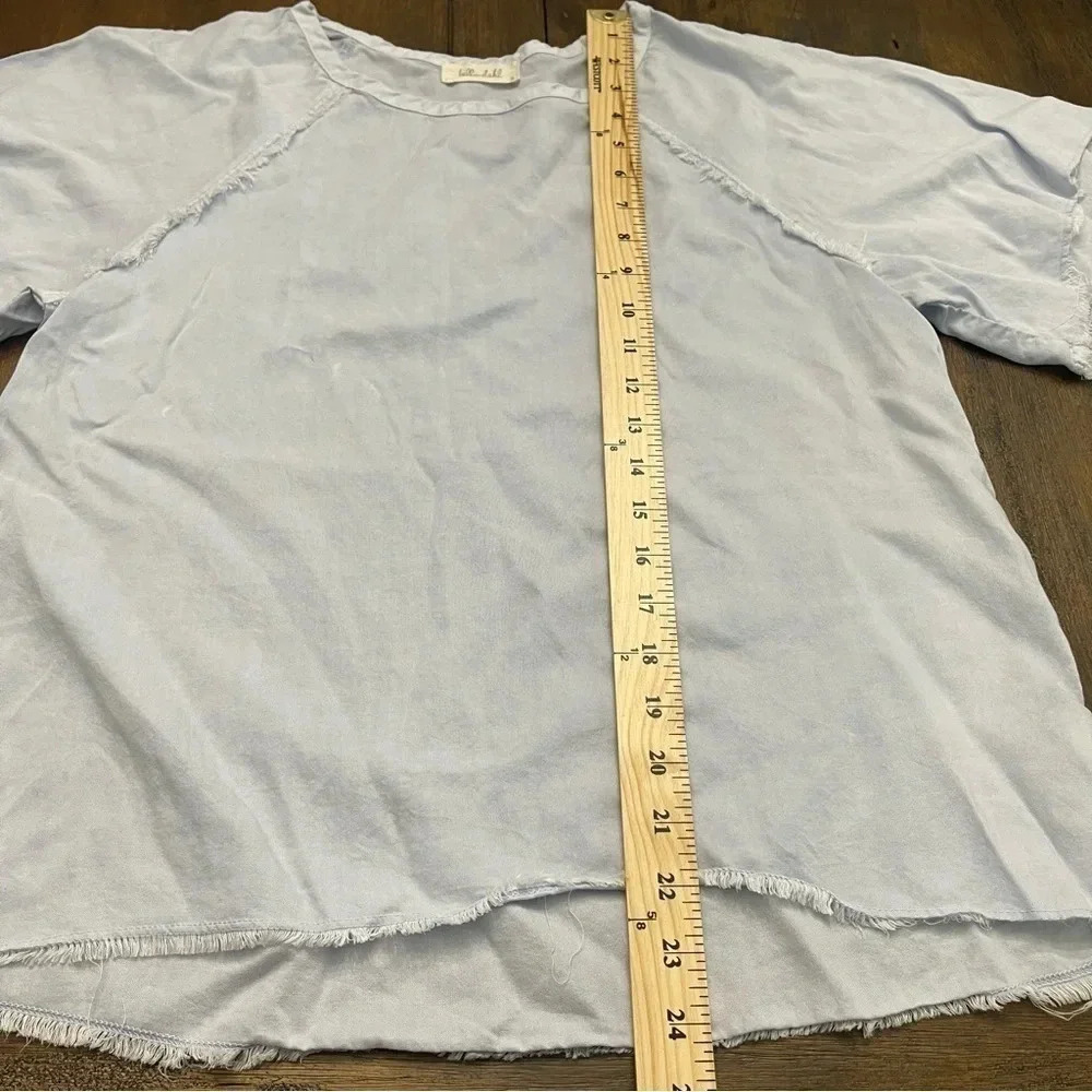 Bella Dahl 100% Tencel fray hem blouse. Pale blue, size small. EUC. - Picture 5 of 9